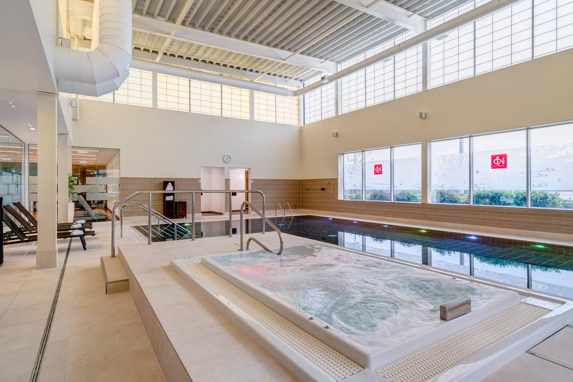 apex city quay pool