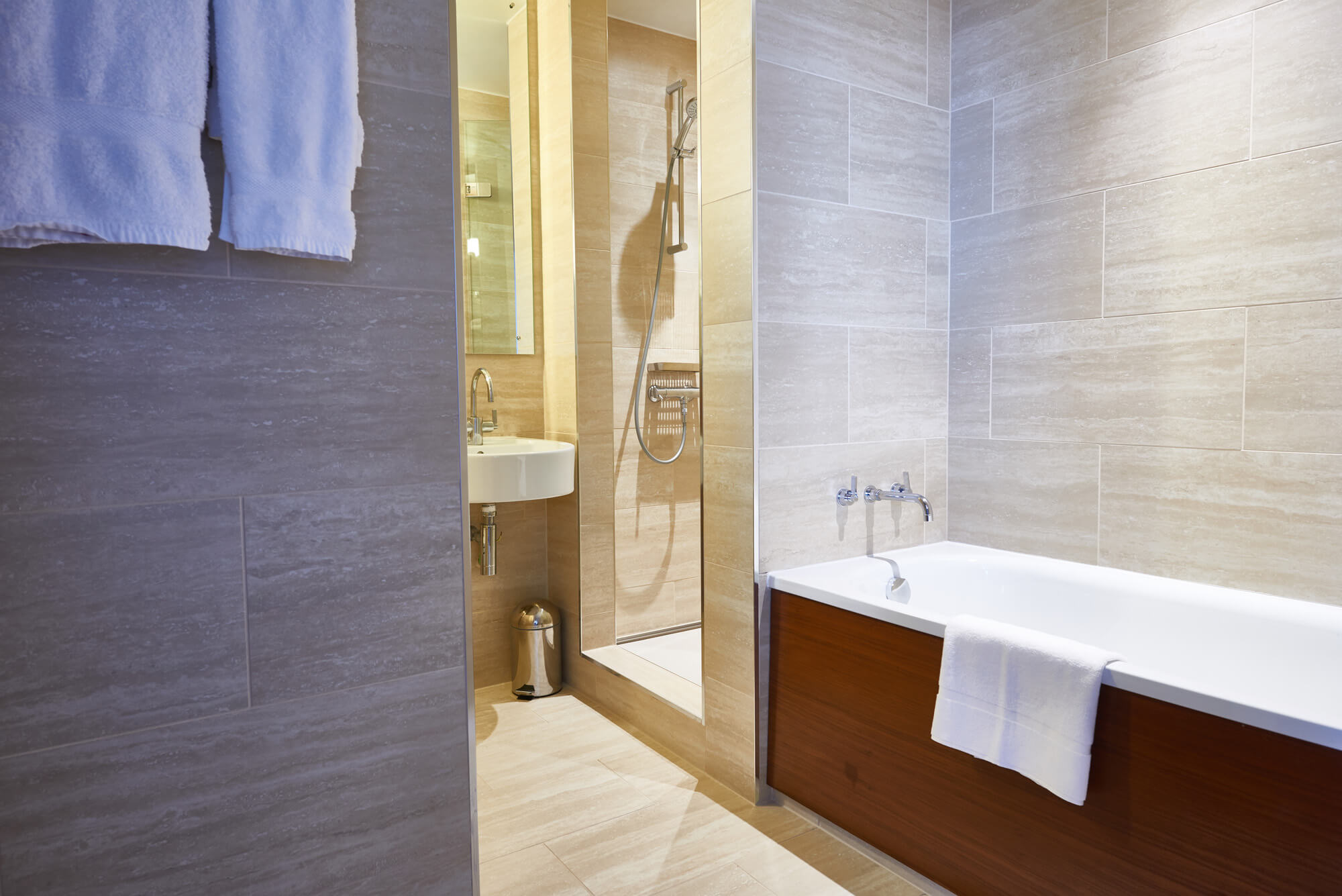 Deluxe Room at Apex City of London Hotel